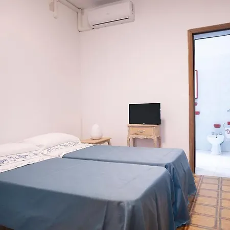 Residenza Delle Acacie E Del Ligustro - Praja,zen Apartment